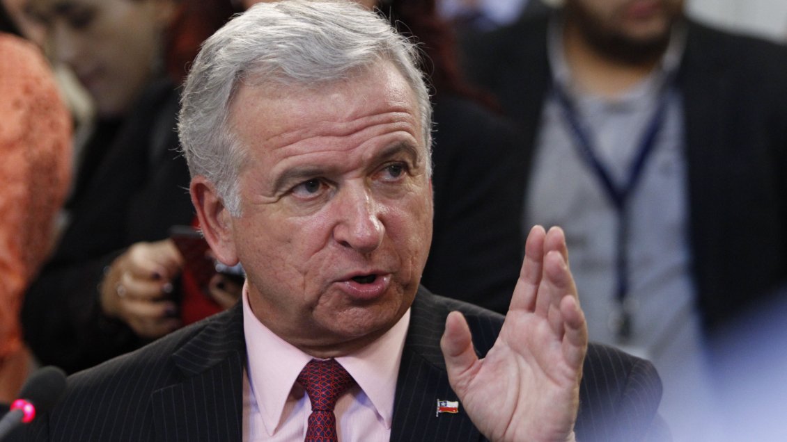 Ministro de Hacienda anuncia proyecto para regular criptomonedas