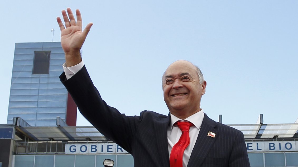 Seremis del Biobío despidieron a Jorge Ulloa en su último día como intendente