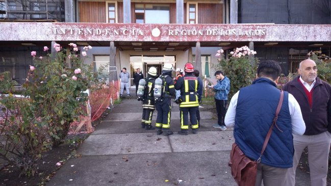 Evacuaron al intendente de Los Lagos y a todo su personal por fuga de gas