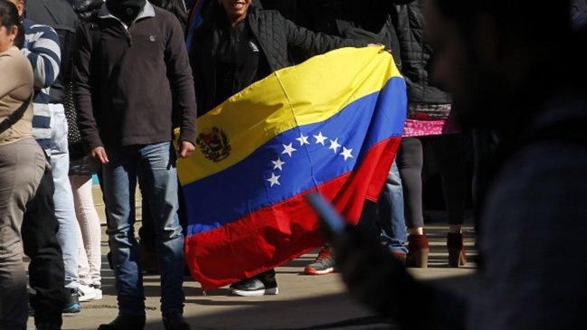 Extenderán validez de pasaportes y cédulas de identidad vencidas de venezolanos