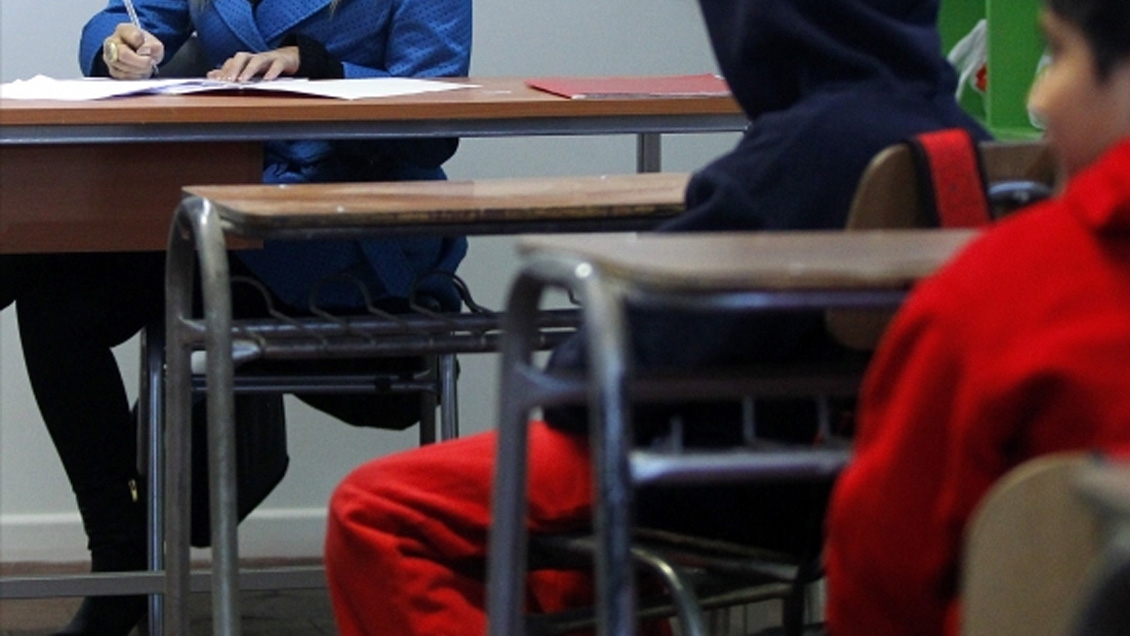 Folleto del Mineduc desata la polémica: Parlamentarios analizan acudir a Contraloría