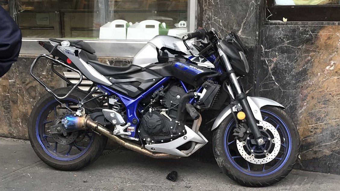 Carabineros busca arma robada a detective que sufrió accidente en moto