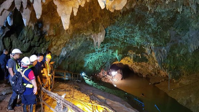 Rescatista que salvó a niños de cueva en Tailandia quedó atrapado en una caverna
