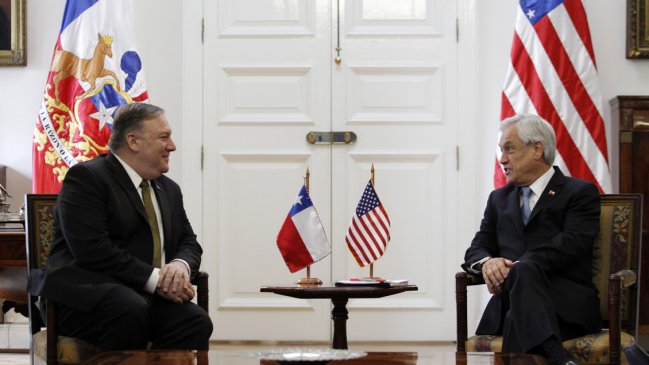 Gobierno ad portas del viaje de Piñera a China: 