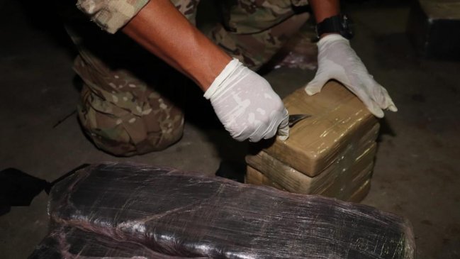 Incautan más de 1.000 paquetes de droga en Canal de Panamá: Contenedor provenía desde Chile