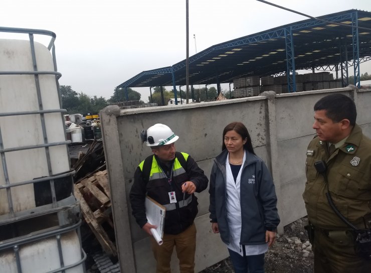 Clausuran empresa que almacenaba residuos peligrosos en Chillán