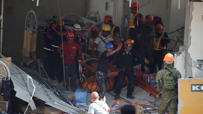 Ascienden a 16 los muertos tras terremoto en el norte de Filipinas