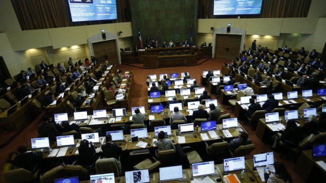 Diputados aprobaron proyecto que obliga a religiosos a denunciar abusos