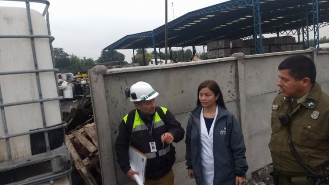 Clausuran empresa que almacenaba residuos peligrosos en Chillán