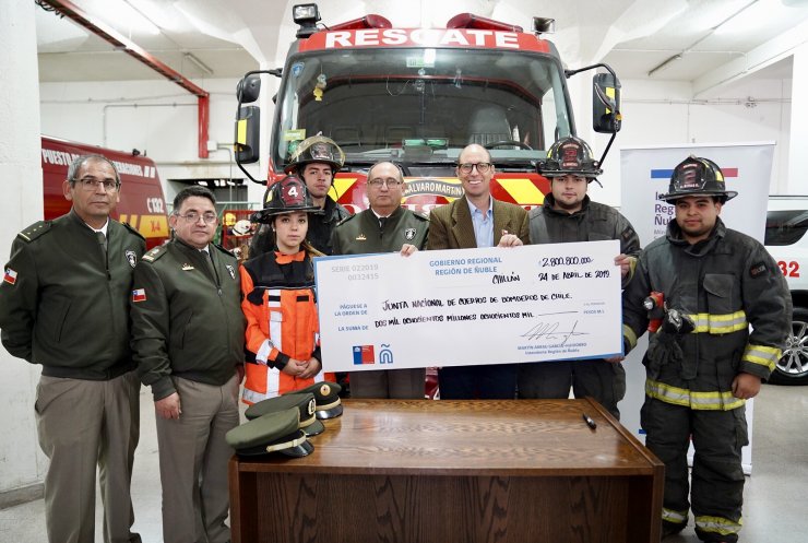 Bomberos de Ñuble reciben más de 2.800 millones de pesos para adquirir carros forestales