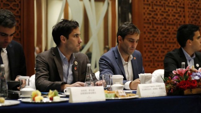 Oposición presenta tres oficios en Contraloría por viaje de hijos de Piñera a China