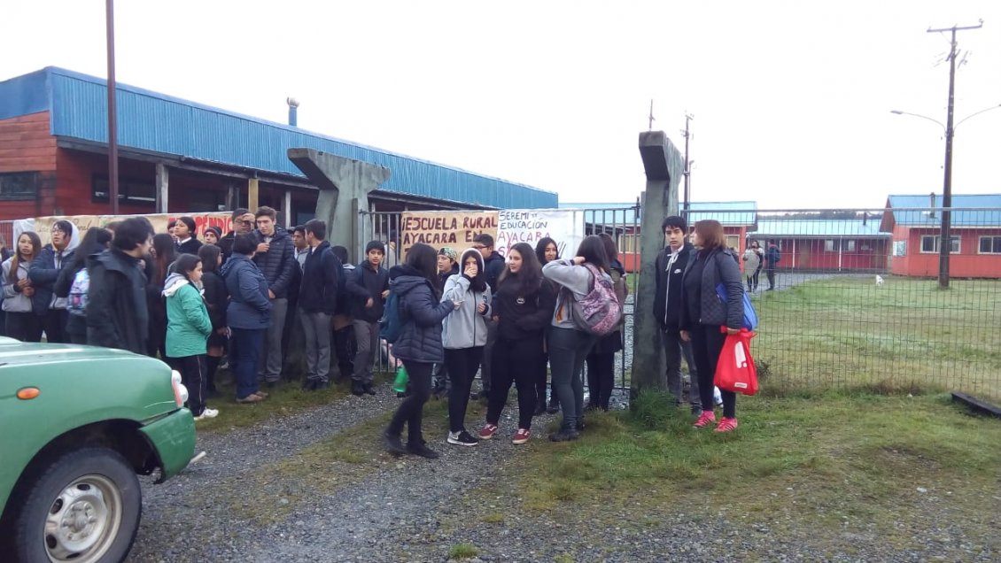 Chaitén: Apoderados se tomaron escuela por malas condiciones
