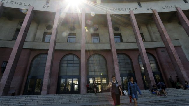 Elecciones de la FECh no alcanzaron quórum y se conformó una directiva interina