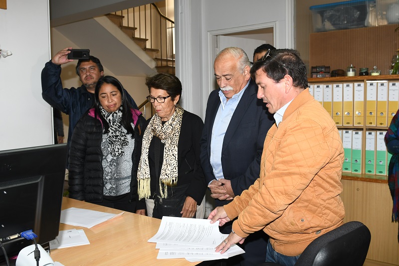 Vecinos de La Serena buscan invalidar el proyecto Cardones Polpaico