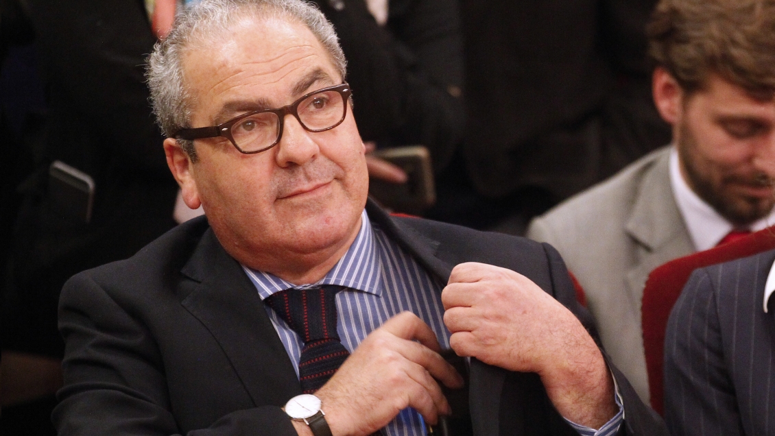 Whatsapps filtrados desatan nuevo chaparrón sobre el subsecretario Luis Castillo