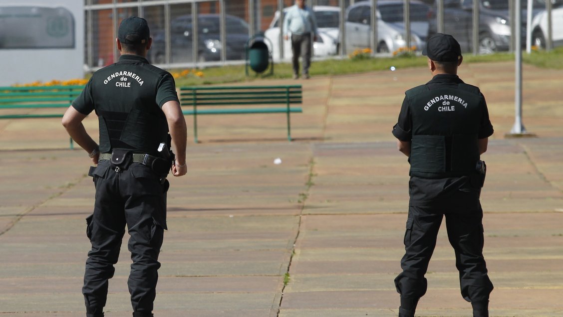 Gendarmes fueron desalojados desde el Ministerio de Justicia: 19 detenidos