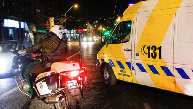 Accidente terminó con auto volcado y una conductora con lesiones leves en Ñuñoa