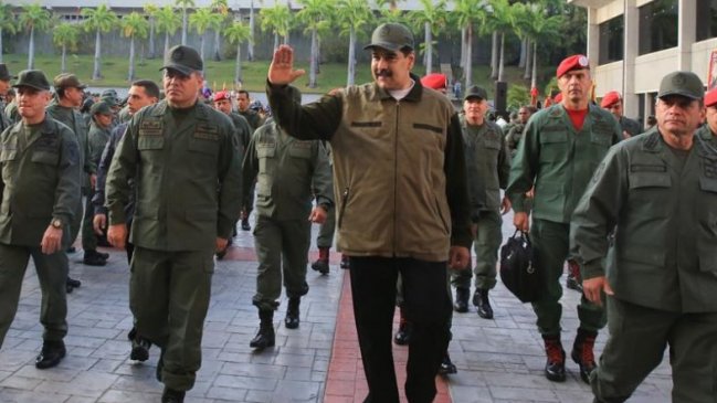 Fiscal venezolano pidió detener a 18 civiles y militares por levantamiento contra Maduro