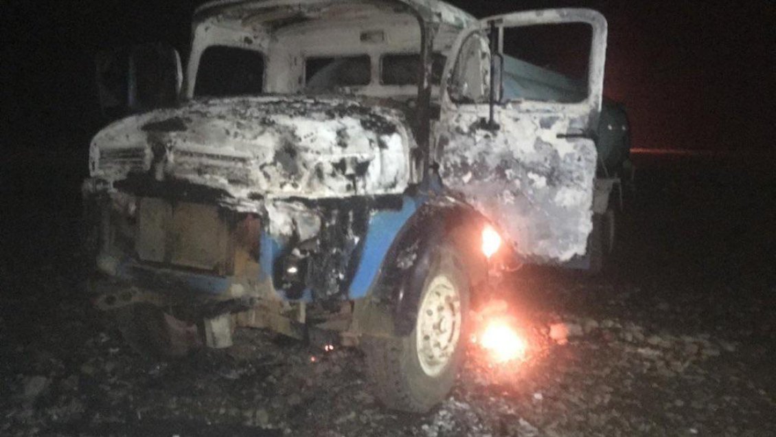 Los Ríos: Grupo de desconocidos intimidó a guardia de piscicultura y quemó maquinaria