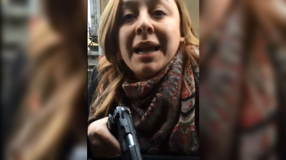 Fisco indemnizará a conductor que fue amenazado con un arma por funcionaria PDI