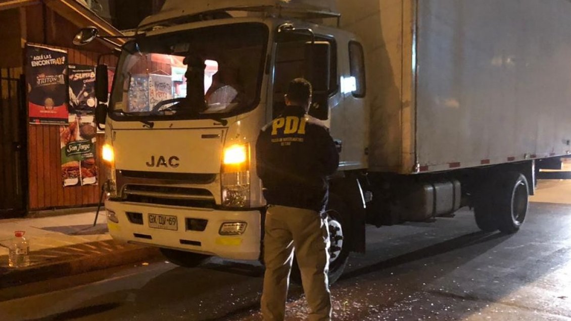 Asaltantes en moto robaron camión repartidor de mercadería en La Serena