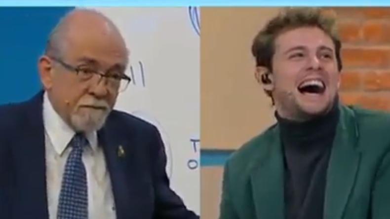 Profesor Maza se rió con 