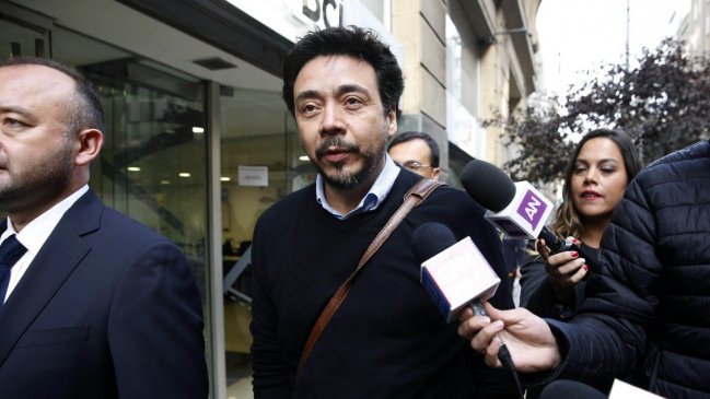 Fiscal Arias declaró por más de 10 horas en investigación en su contra