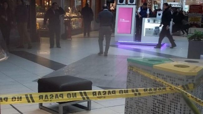 Robo a joyería terminó con disparos en mall de Concepción