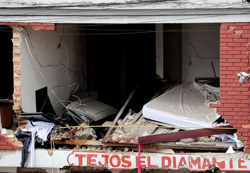 Explosión en barrio residencial de Bogotá deja al menos cuatro fallecidos