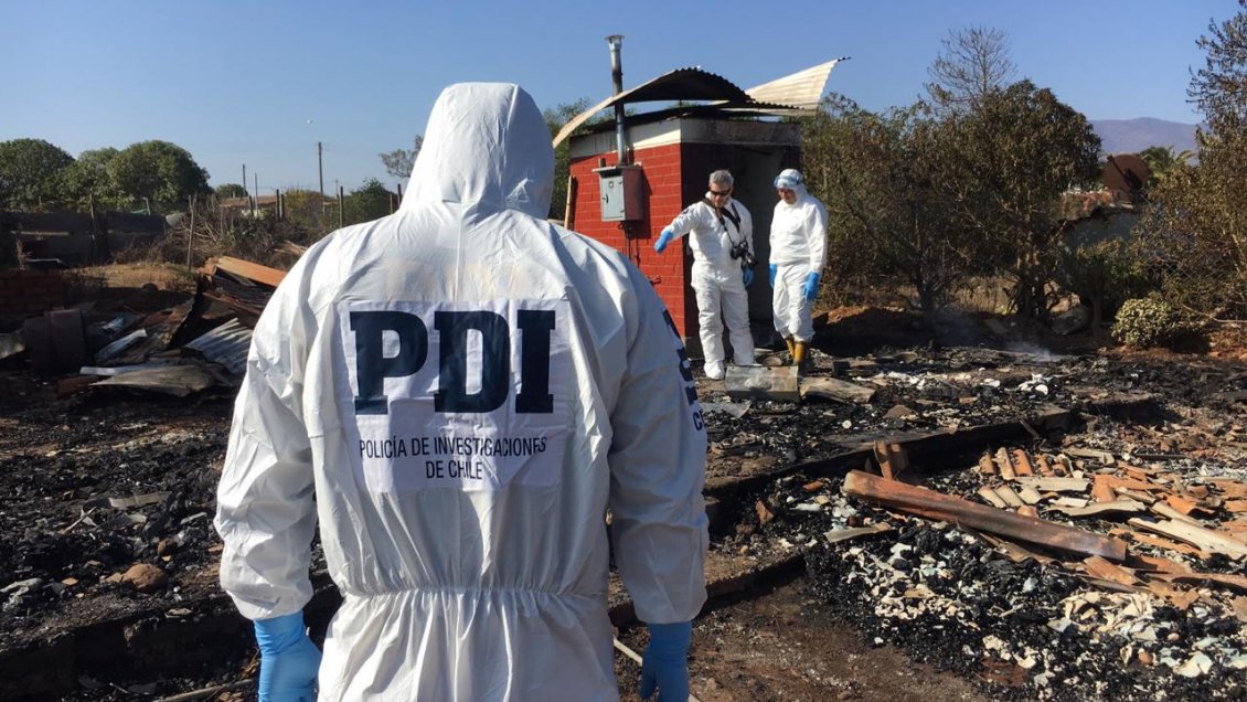 Los Vilos: Incendio en Huentelauquén dejó una persona fallecida