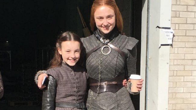 Sophie Turner culpó a compañera por el vaso de café en 