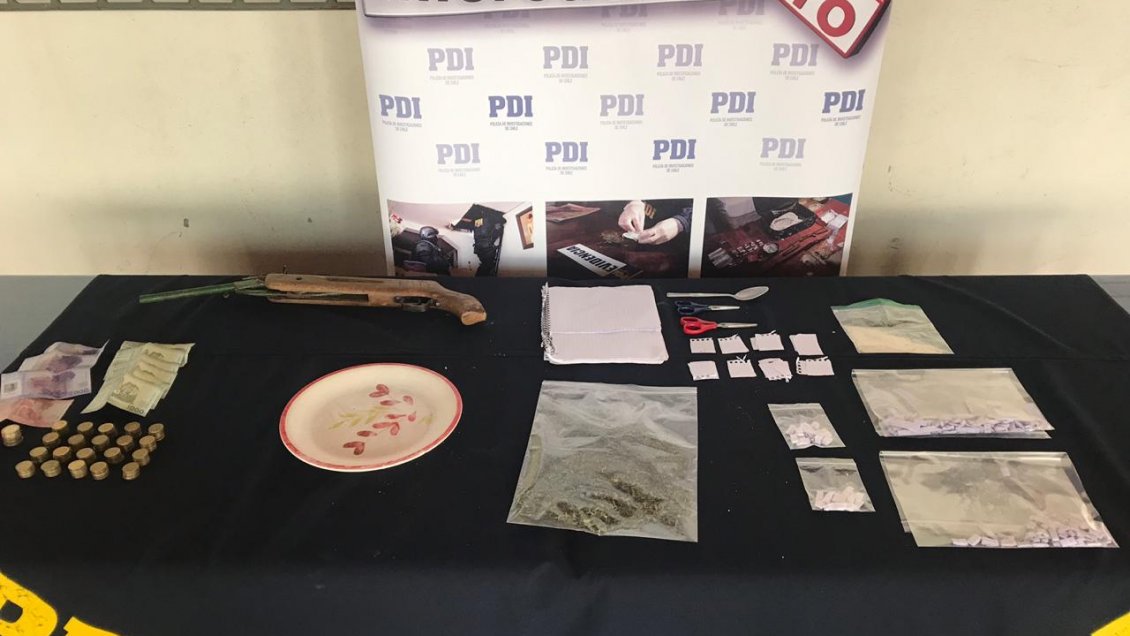 Menor de edad fue detenida por comercializar drogas en Santa Cruz