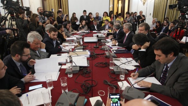Comisión de Trabajo rechazó idea de legislar la reforma a las pensiones
