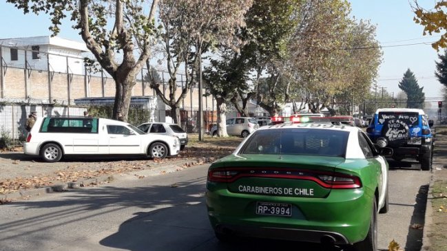 Cortejo fúnebre ingresó a la cárcel de Chillán para que reclusa pudiera despedirse de su hijo