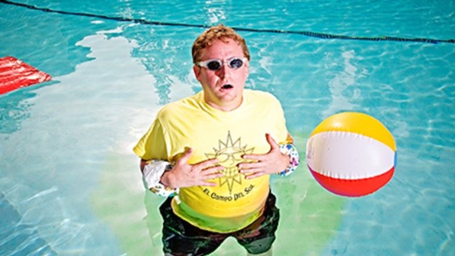 Muchos estadounidenses reconocen haber orinado en una piscina siendo adultos