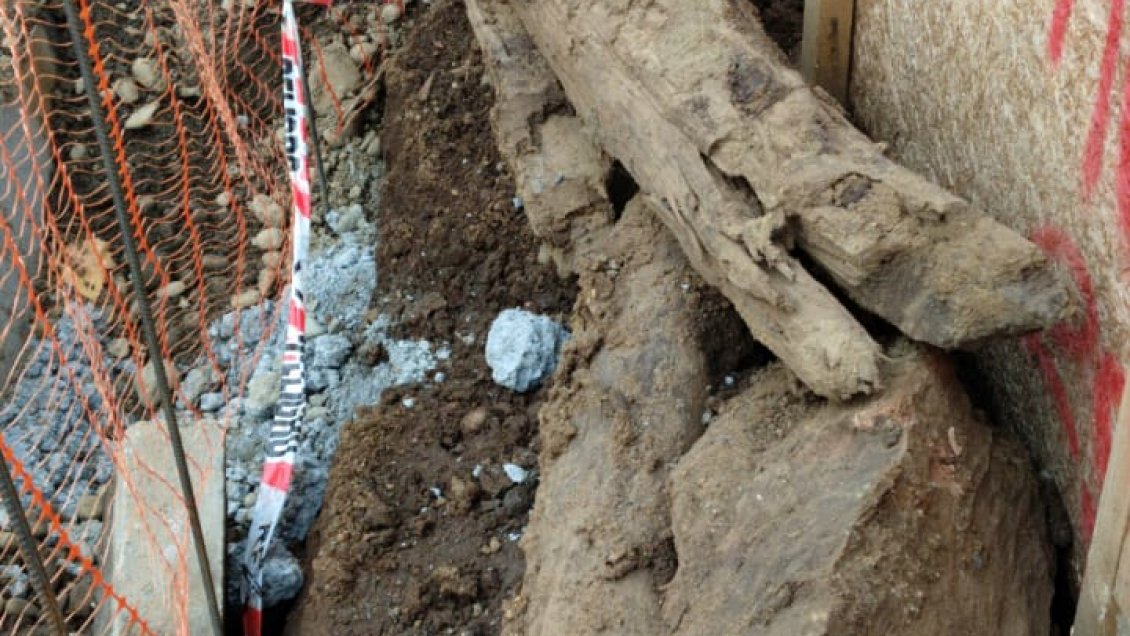 Posible hallazgo arqueológico paraliza obras en Temuco