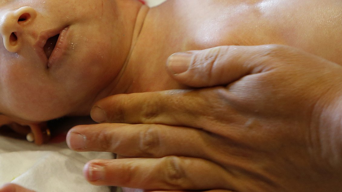 Minsal criticó a mamá que no vacunó a su guagua contra la influenza: Está hospitalizada