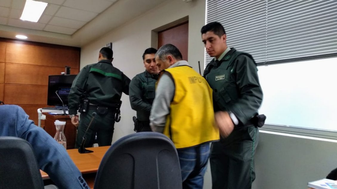 Fiscalía pide pruebas de ADN para determinar si falso instructor militar violó a hijas