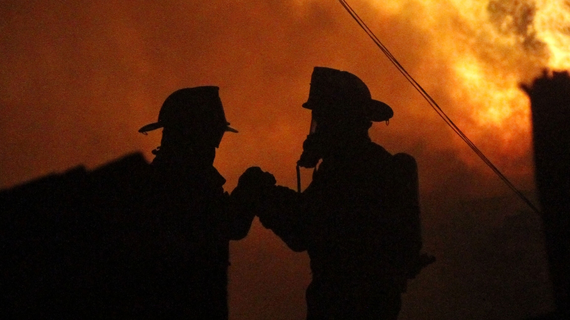 Mujer de 85 años murió en incendio que afectó a una casa en Ñuñoa