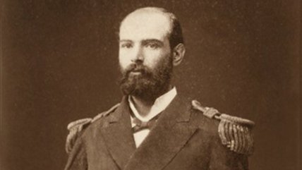   La historia de vida detrás del héroe nacional Arturo Prat Chacón 