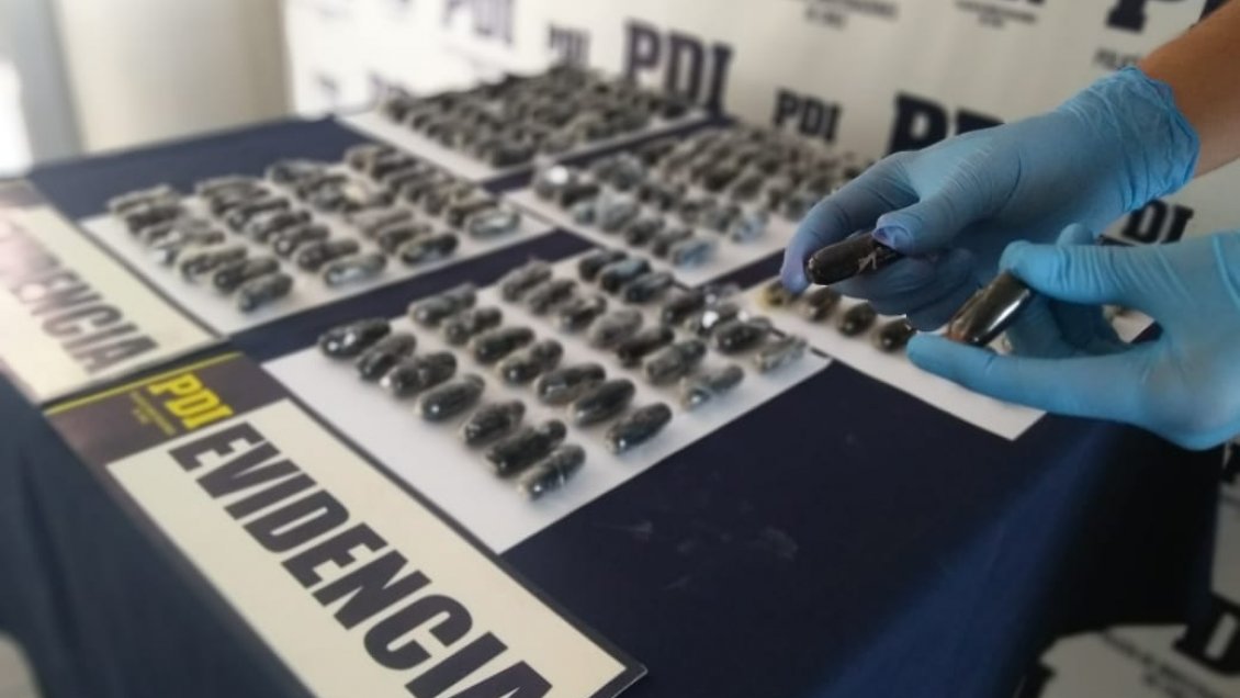 Detienen a dos sujetos que intentaron ingresar a Arica con ovoides de cocaína