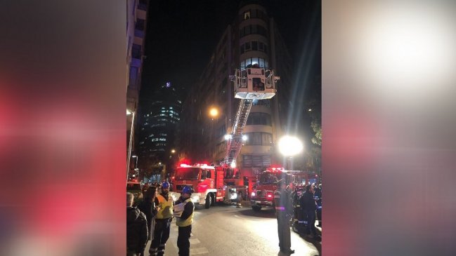 Emanación de gas en Santiago Centro deja seis muertos