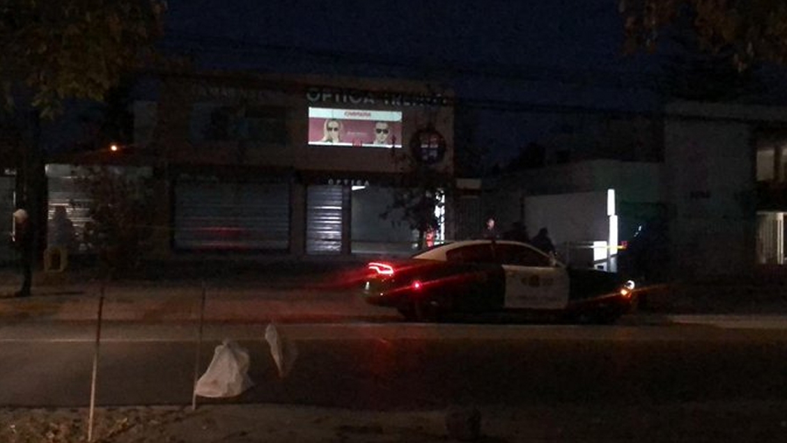 Delincuentes huyeron con millonario botín tras robo a óptica de Vitacura