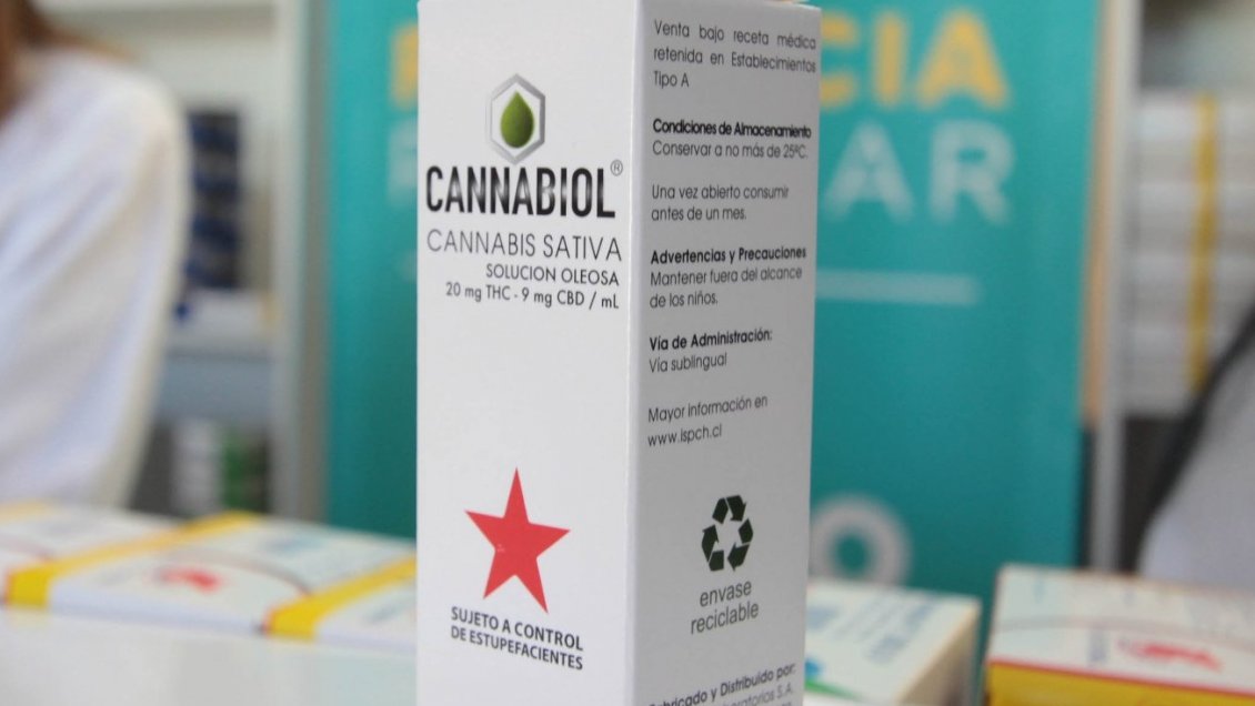 Comienza entrega de Cannabiol en farmacia popular de Rengo