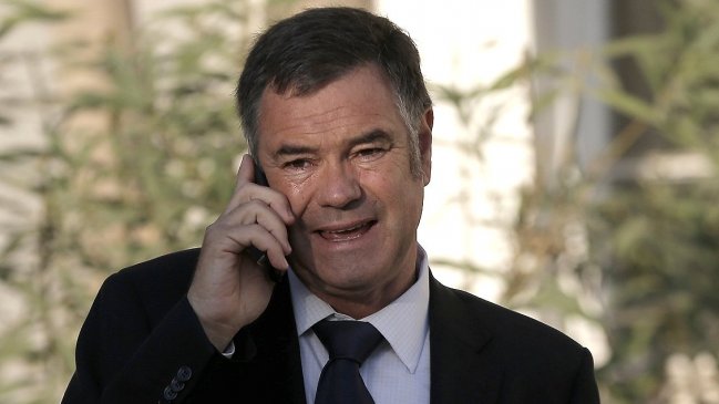 Ossandón pide no pensar mal de los hijos Piñera: 