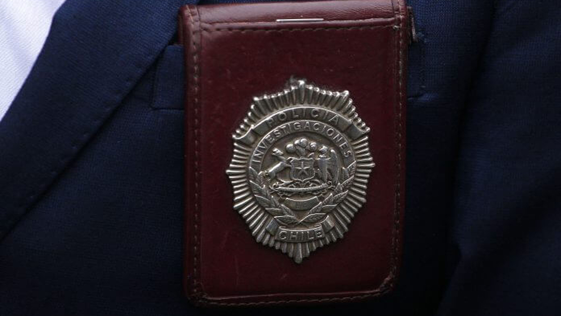 PDI frustró a balazos asalto, pero fue detenido por provocar accidente