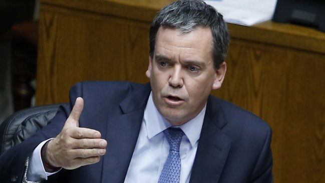 Harboe pide al Gobierno designar con 