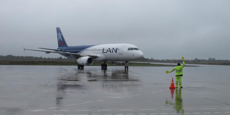 Solicitan aumento de frecuencia de vuelos en el aeródromo de Mocopulli