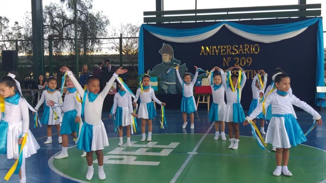 Antofagasta: Escuela D-90 conmemoró 209 años de la Revolución de Mayo