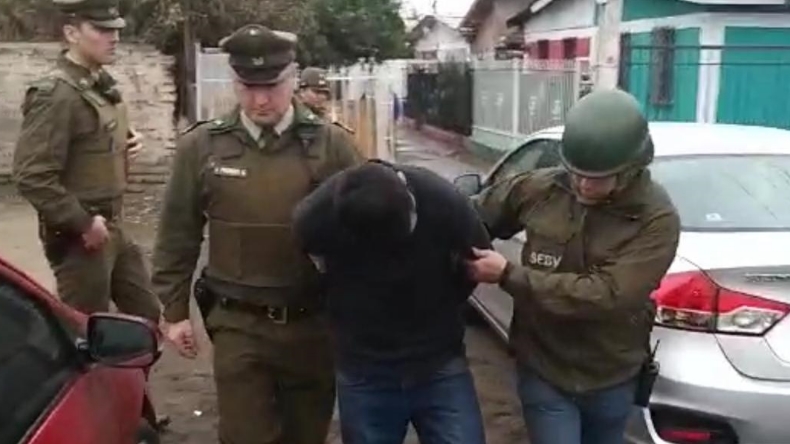 WhatsApp delató a dos sujetos acusados de realizar portonazos